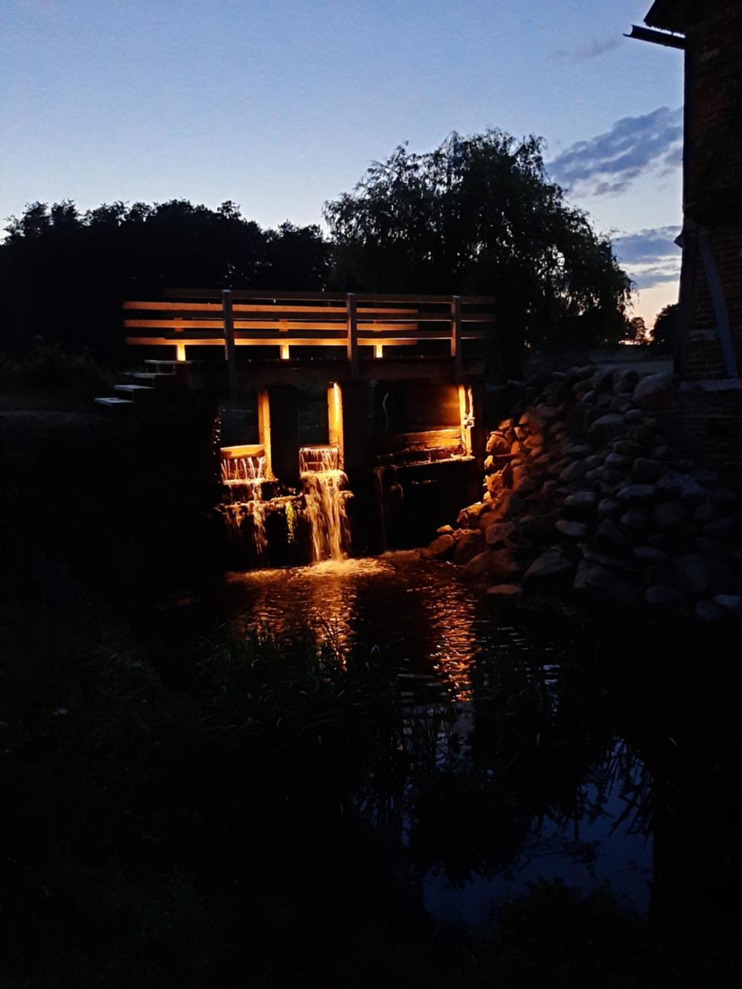 Ferienwohnung Am Teich Dannenberg Dış mekan fotoğraf